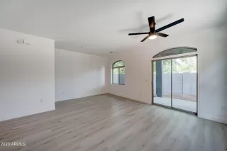 Photo #4: 6565953 Listing