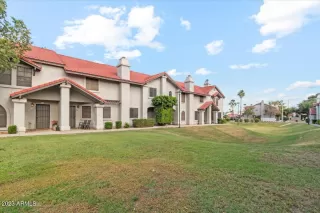 Photo #4: 6566585 Listing