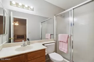 Photo #5: 6566585 Listing