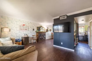 Photo #5: 6566742 Listing 