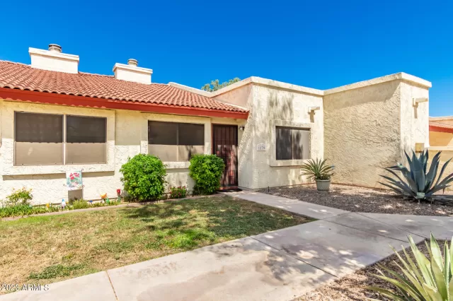 MLS: 6566796 Condo For Sale