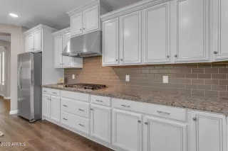 Photo #3: 6567046 Listing 