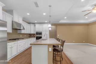 Photo #6: 6567046 Listing 