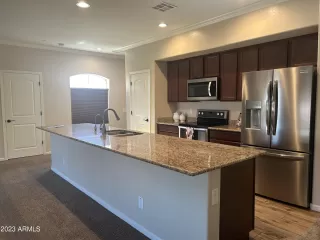 Photo #5: 6567406 Listing