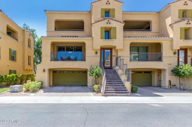 MLS: 6567461 Condo For Sale