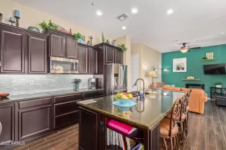 Photo #3: 6567461 Listing