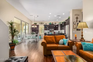 Photo #6: 6567461 Listing