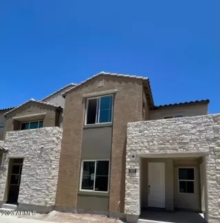 Photo #1: 6567698 Listing