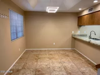 Photo #3: 6567833 Listing