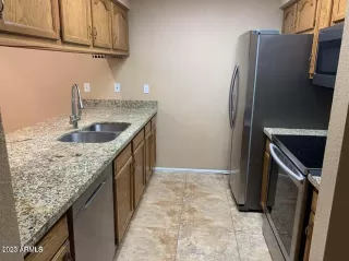 Photo #5: 6567833 Listing