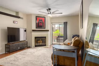 Photo #6: 6567918 Listing