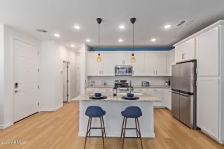 Photo #2: 6568425 Listing 