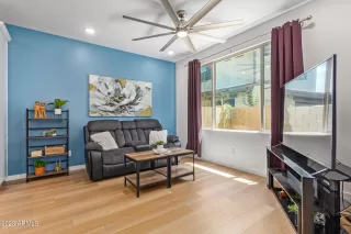 Photo #5: 6568425 Listing 
