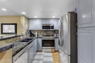 Photo #3: 6568485 Listing