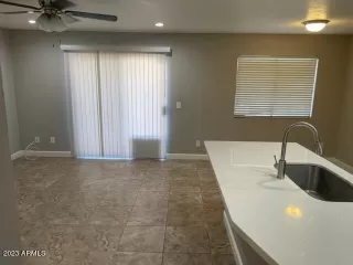 Photo #6: 6568530 Listing