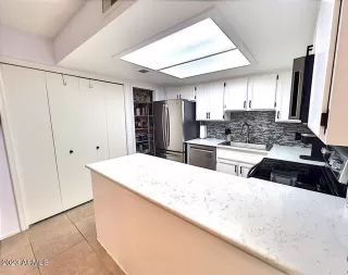 Photo #4: 6568584 Listing