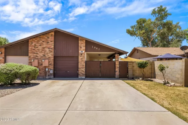 MLS: 6568682 Condo For Sale