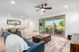 Photo #4: 6568958 Listing