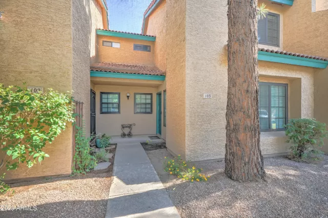 MLS: 6569097 Condo For Sale