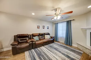 Photo #6: 6569097 Listing