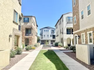 Photo #1: 6569272 Listing