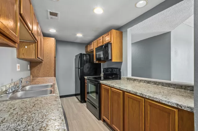 MLS: 6569720 Condo For Sale