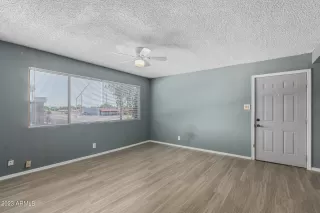 Photo #6: 6569720 Listing