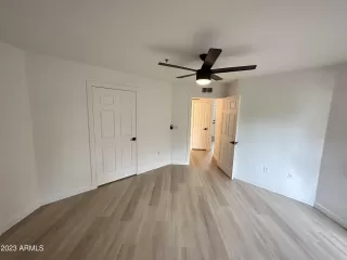 Photo #4: 6569926 Listing