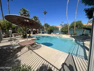 Photo #6: 6569926 Listing