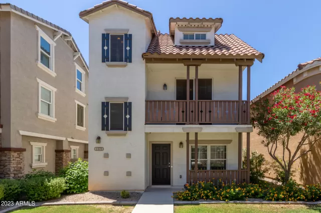 MLS: 6569979 Condo For Sale