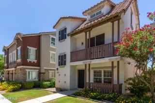 Photo #2: 6569979 Listing