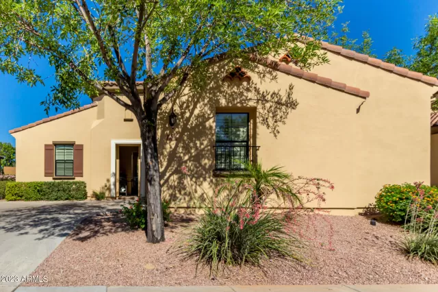 MLS: 6570019 Condo For Sale