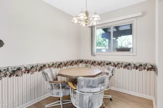 Photo #6: 6570023 Listing 