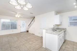 Photo #5: 6570312 Listing