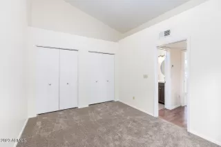 Photo #6: 6570312 Listing