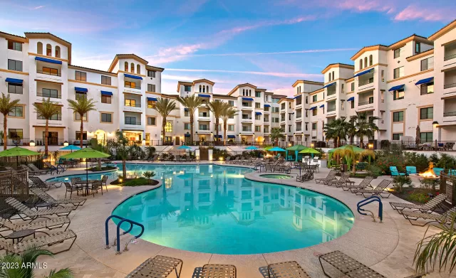 MLS: 6571104 Condo For Sale