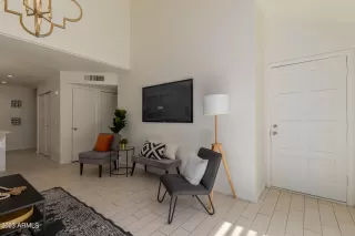 Photo #6: 6571185 Listing