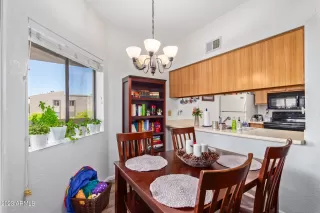 Photo #3: 6571413 Listing