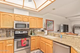 Photo #6: 6571788 Listing