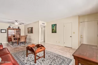 Photo #3: 6571791 Listing