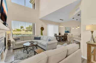 Photo #6: 6572028 Listing 