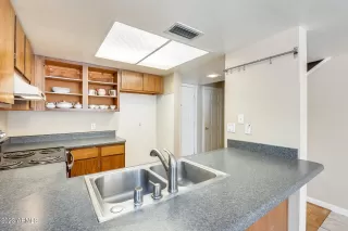 Photo #6: 6572078 Listing