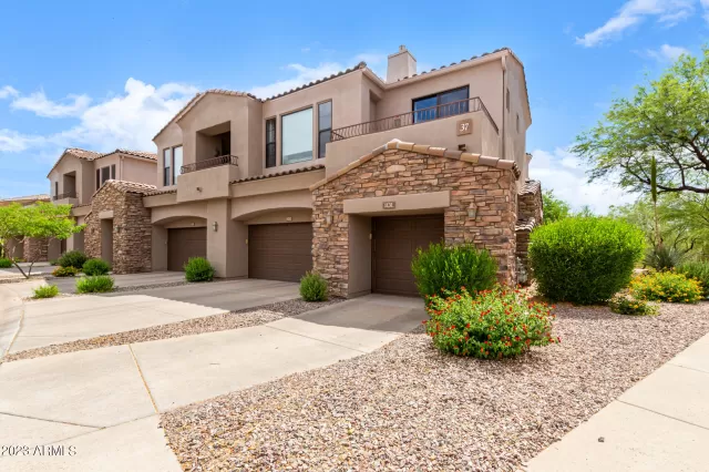 MLS: 6572276 Condo For Sale