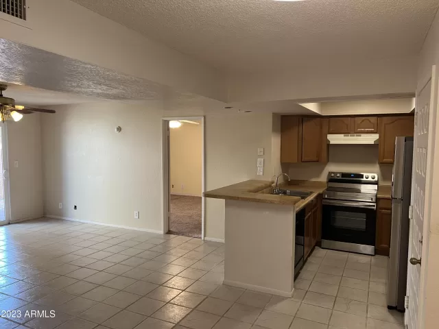 MLS: 6572400 Condo For Sale