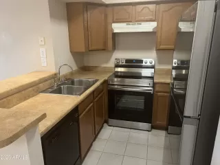 Photo #2: 6572400 Listing