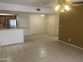 Photo #3: 6572400 Listing