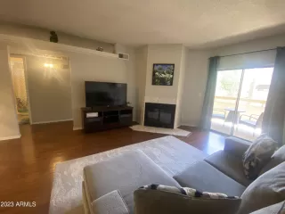 Photo #5: 6572717 Listing