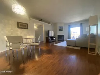 Photo #6: 6572717 Listing