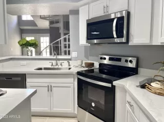 Photo #4: 6572809 Listing 