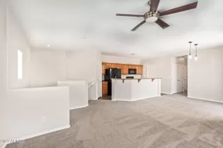 Photo #5: 6572821 Listing